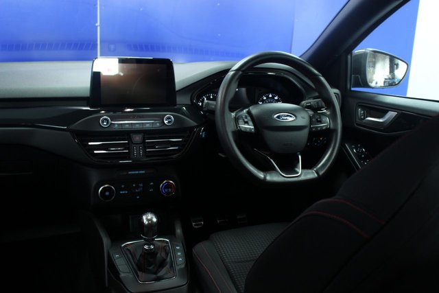 2019 FORD FOCUS - Photo 7