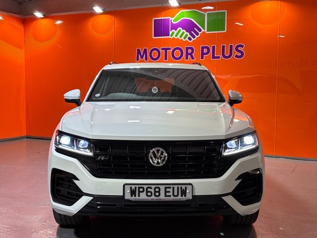 2018 VOLKSWAGEN TOUAREG 3.0 TDI V6 R-Line SUV 5dr Diesel Tiptronic 4Motion Euro 6 (s/s) (286 ps) Vienna Comfort Leather. - Photo 3