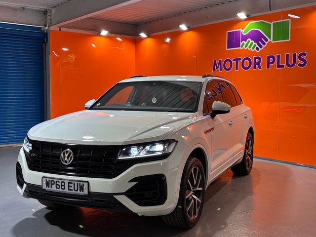 2018 VOLKSWAGEN TOUAREG 3.0 TDI V6 R-Line SUV 5dr Diesel Tiptronic 4Motion Euro 6 (s/s) (286 ps) Vienna Comfort Leather. - Photo 4
