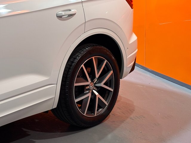 2018 VOLKSWAGEN TOUAREG 3.0 TDI V6 R-Line SUV 5dr Diesel Tiptronic 4Motion Euro 6 (s/s) (286 ps) Vienna Comfort Leather. - Photo 10