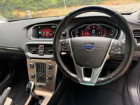 USED 2014 14 VOLVO V40 CROSS COUNTRY 2.0 D3 Lux Nav Hatchback 5dr Diesel Manual Euro 5 (s/s) (150 ps) 