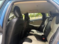 USED 2014 14 VOLVO V40 CROSS COUNTRY 2.0 D3 Lux Nav Hatchback 5dr Diesel Manual Euro 5 (s/s) (150 ps) 