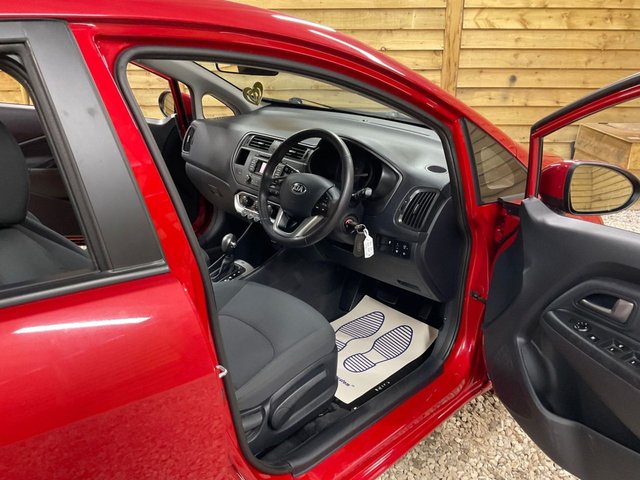 2013 KIA RIO (2013) - Photo 11