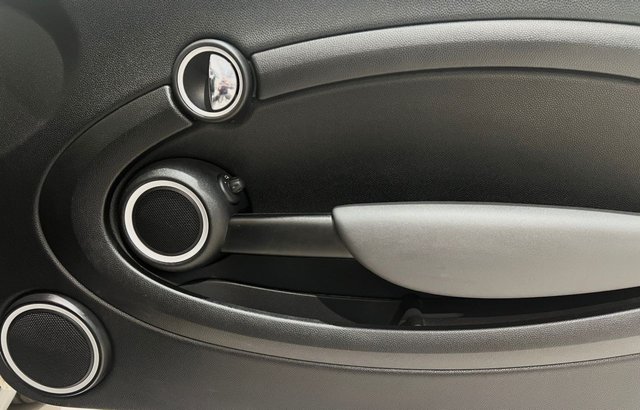 2009 MINI HATCH - Photo 6