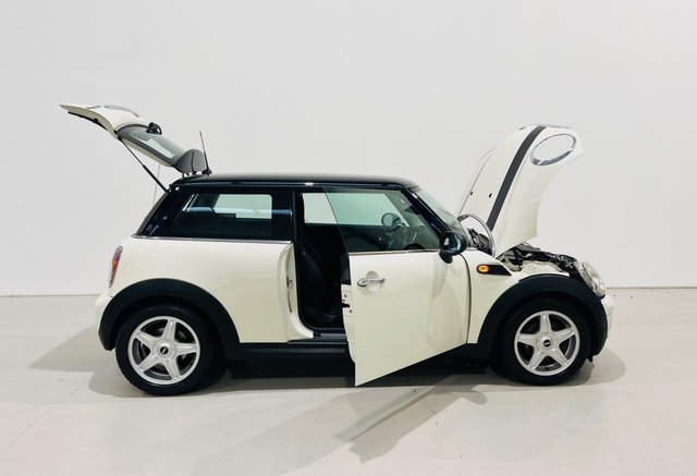 2009 MINI HATCH - Photo 10