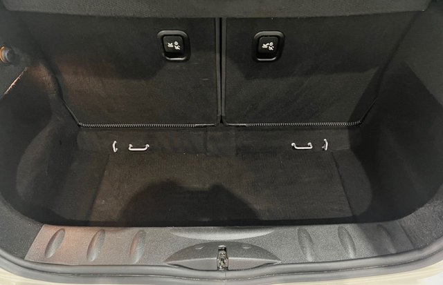 2009 MINI HATCH - Photo 11