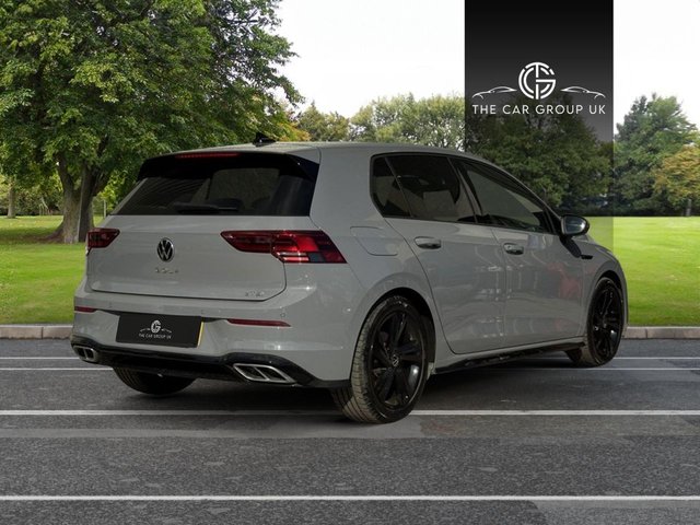 2023 VOLKSWAGEN GOLF - Photo 2