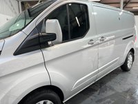USED 2023 23 FORD TRANSIT CUSTOM 2.0 300 EcoBlue Limited Panel Van 5dr Diesel Manual L2 H1 Euro 6 (s/s) (130 ps) Heated Seats,Cruise,Auto Lights