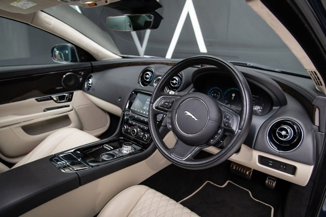 View our JAGUAR XJ