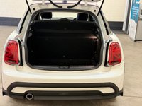 USED 2023 23 MINI HATCH 1.5 Cooper Classic Hatchback 5 Door Petrol Steptronic Euro 6 (s/s) (136 ps) 1 LADY OWNER FULL MINI HISTORY