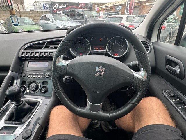 2013 PEUGEOT 3008 - Photo 6