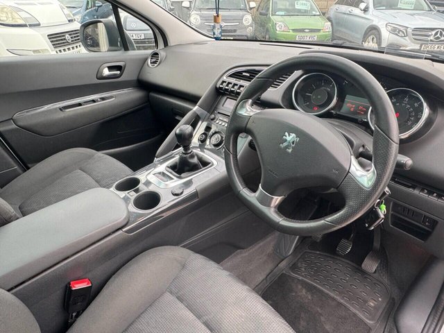 2013 PEUGEOT 3008 - Photo 5