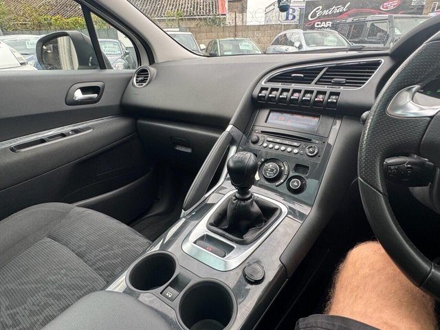 2013 PEUGEOT 3008 - Photo 9