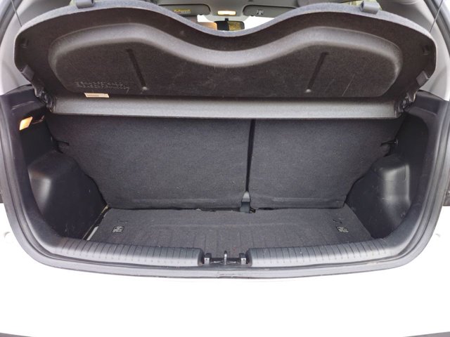 2017 HYUNDAI I10 - Photo 9