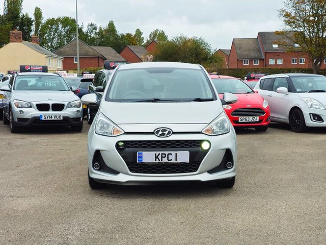 2017 HYUNDAI I10 - Photo 3