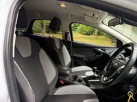 USED 2014 14 FORD FOCUS 1.6 TDCi Zetec Navigator Estate 5dr Diesel Manual Euro 5 (s/s) (115 ps) 