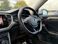 USED 2020 69 VOLKSWAGEN T-ROC 1.5 TSI GPF EVO SE SUV 5dr Petrol DSG auto 150 bhp 