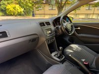 USED 2015 65 VOLKSWAGEN POLO 1.2 TSI BlueMotion Tech SE Hatchback 3dr Petrol Manual Euro 6 (s/s) (90 ps) 