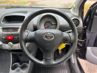 USED 2010 60 TOYOTA AYGO 1.0 VVT-i Black Hatchback 5dr Petrol MultiMode Euro 4 (AC) (67 bhp) 