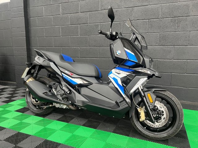 View our BMW C 400 X