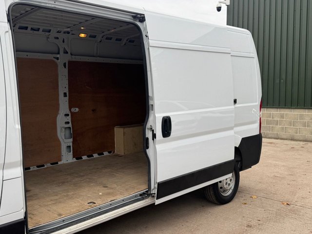 2023 CITROEN RELAY - Photo 8