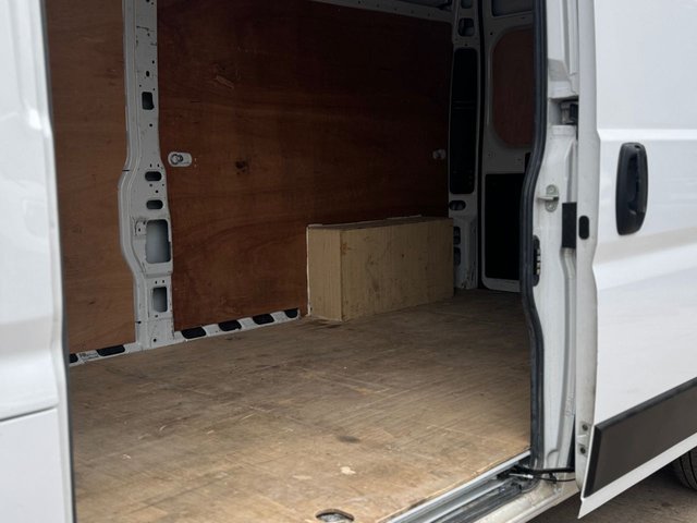 2023 CITROEN RELAY - Photo 9