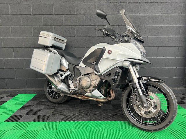 View our HONDA VFR1200X CROSSTOURER