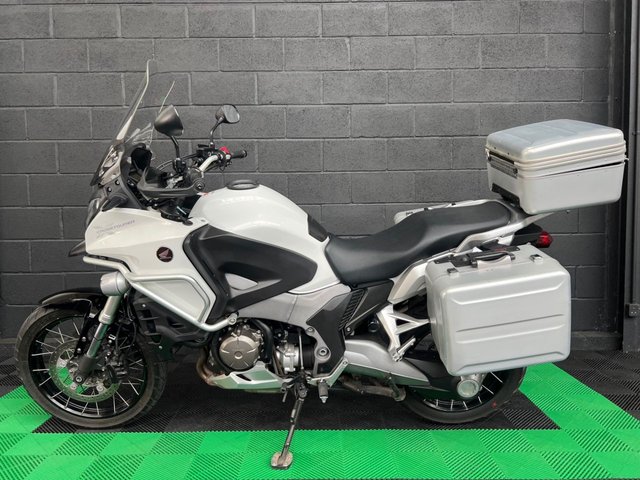 View our HONDA VFR1200X CROSSTOURER