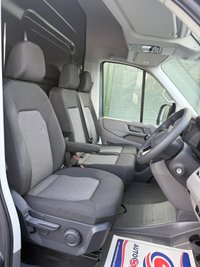 USED 2025 25 VOLKSWAGEN CRAFTER VOLKSWAGEN CRAFTER COMMERCE PLUS MWB 2.0TDI 140PS GREY 