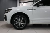 USED 2018 68 VOLKSWAGEN TOUAREG 3.0 TDI V6 R-Line SUV 5dr Diesel Tiptronic 4Motion Euro 6 (s/s) (286 ps) 4ZONE+HTD WHEEL+20S+LEATHER!!