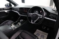 USED 2018 68 VOLKSWAGEN TOUAREG 3.0 TDI V6 R-Line SUV 5dr Diesel Tiptronic 4Motion Euro 6 (s/s) (286 ps) 4ZONE+HTD WHEEL+20S+LEATHER!!