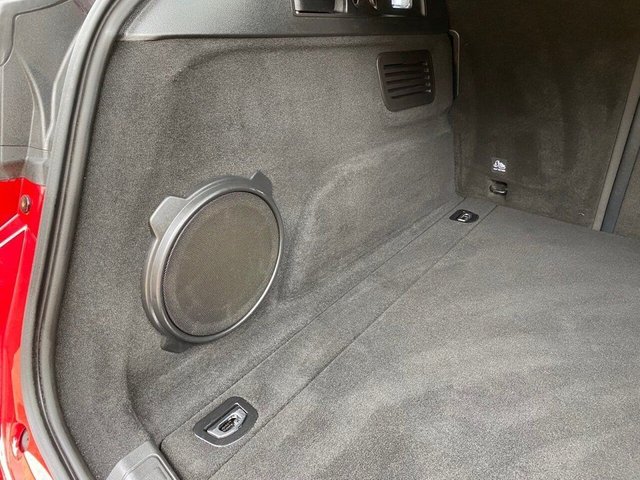 2022 Alfa Romeo Stelvio 2L Veloce 5dr - Photo 11