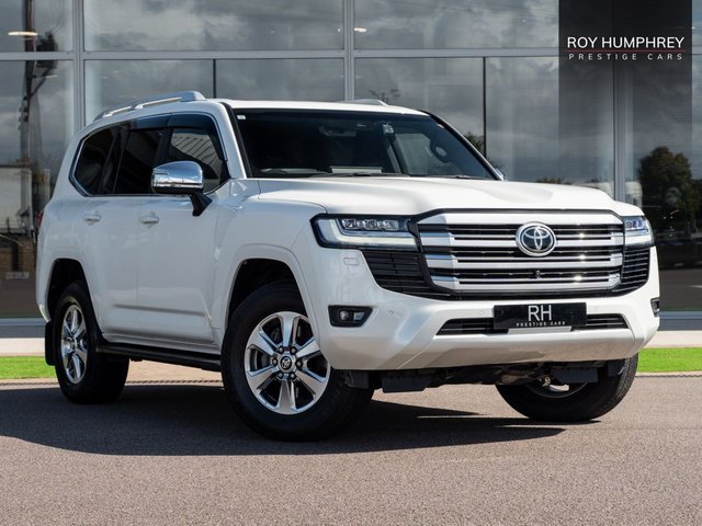 View our TOYOTA LAND CRUISER