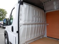 USED 2023 23 PEUGEOT BOXER 435 2.2 BLUEHDI 140 BHP L4 X-LONG H3 X -HIGH PREMIUM PLUS ( NO VAT ) 2 OWNERS | SAT NAV | L4 X-LONG | NO VAT !