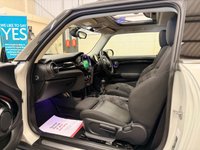 USED 2018 18 MINI HATCH 1.5 Cooper D Panoramic Hatchback 3 Door Diesel Manual Euro 6 (s/s) (116 ps) &pound;8,525 OF MINI EXTRAS WHEN NEW