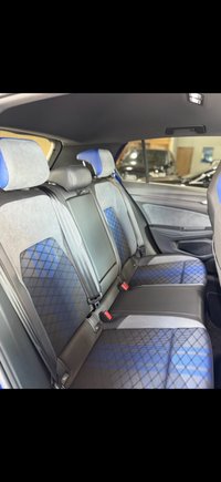 USED 2024 74 VOLKSWAGEN GOLF 2.0 TSI R Hatchback 5dr Petrol DSG 4Motion Euro 6 (s/s) (333 ps) Heated Seats, Ambient Lighting