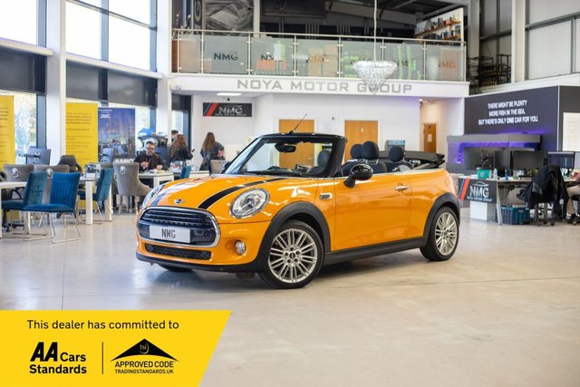 2016 MINI Convertible 1.5 Cooper Convertible 2dr Petrol Manual Euro 6 (s/s) (136 ps) photo
