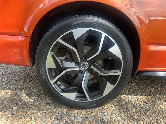 2020 VOLKSWAGEN TRANSPORTER Campervan 5dr Diesel Manual FWD SWB Euro 6 (s/s) (110 ps) - Photo 9