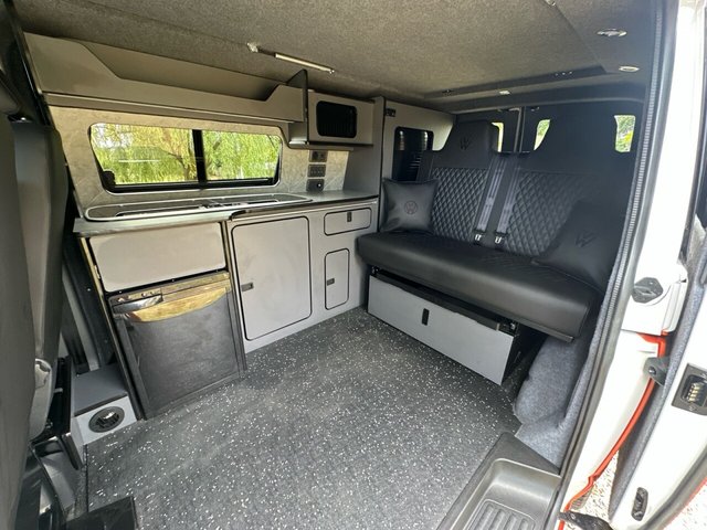 2020 VOLKSWAGEN TRANSPORTER Campervan 5dr Diesel Manual FWD SWB Euro 6 (s/s) (110 ps) - Photo 2