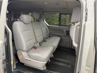 USED 2018 68 HYUNDAI i800 2.5 CRDi SE 170BHP AUTOMATIC 8 SEATER 5DR MINI BUS MPV A/C FRONT AND BACK+ALLOYS*PRIVACY