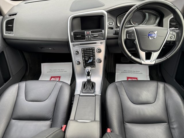 2017 VOLVO XC60 2.0 T5 SE Nav SUV 5dr Petrol Auto Euro 6 (s/s) (245 ps) - Photo 12