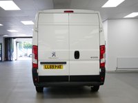 USED 2019 69 PEUGEOT BOXER 335 2.2 BLUEHDI 140 BHP L2 MEDIUM PROFESSIONAL ( SAT NAV ) 1 OWNER | L2 MEDIUM | SAT NAV | AIR CON