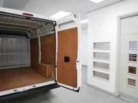 USED 2019 69 PEUGEOT BOXER 335 2.2 BLUEHDI 140 BHP L2 MEDIUM PROFESSIONAL ( SAT NAV ) 1 OWNER | L2 MEDIUM | SAT NAV | AIR CON