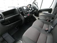 USED 2019 69 PEUGEOT BOXER 335 2.2 BLUEHDI 140 BHP L2 MEDIUM PROFESSIONAL ( SAT NAV ) 1 OWNER | L2 MEDIUM | SAT NAV | AIR CON