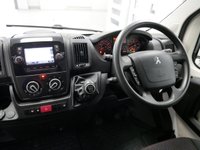 USED 2019 69 PEUGEOT BOXER 335 2.2 BLUEHDI 140 BHP L2 MEDIUM PROFESSIONAL ( SAT NAV ) 1 OWNER | L2 MEDIUM | SAT NAV | AIR CON