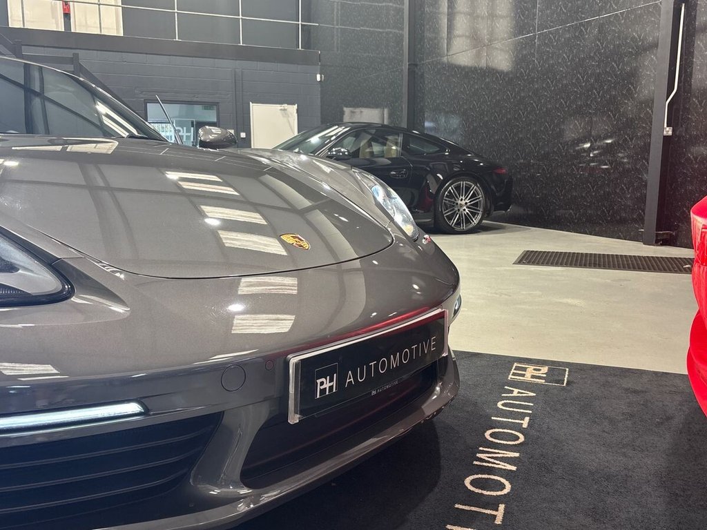 USED 2016 16 PORSCHE 718 BOXSTER 2.0T Convertible 2dr Petrol PDK Euro 6 (s/s) (300 ps) 1 OWNER|BOSE|SPORTS CHRONO