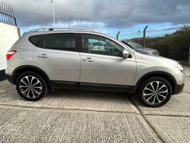 2013 Nissan Qashqai 1.6L N-Tec+ 5dr - Photo 9