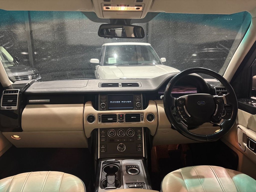 USED 2011 11 LAND ROVER RANGE ROVER 4.4 TD V8 Vogue SUV 5dr Diesel Auto 4WD Euro 5 (313 bhp) 2 OWNERS|LAST OWNER 7 YEARS
