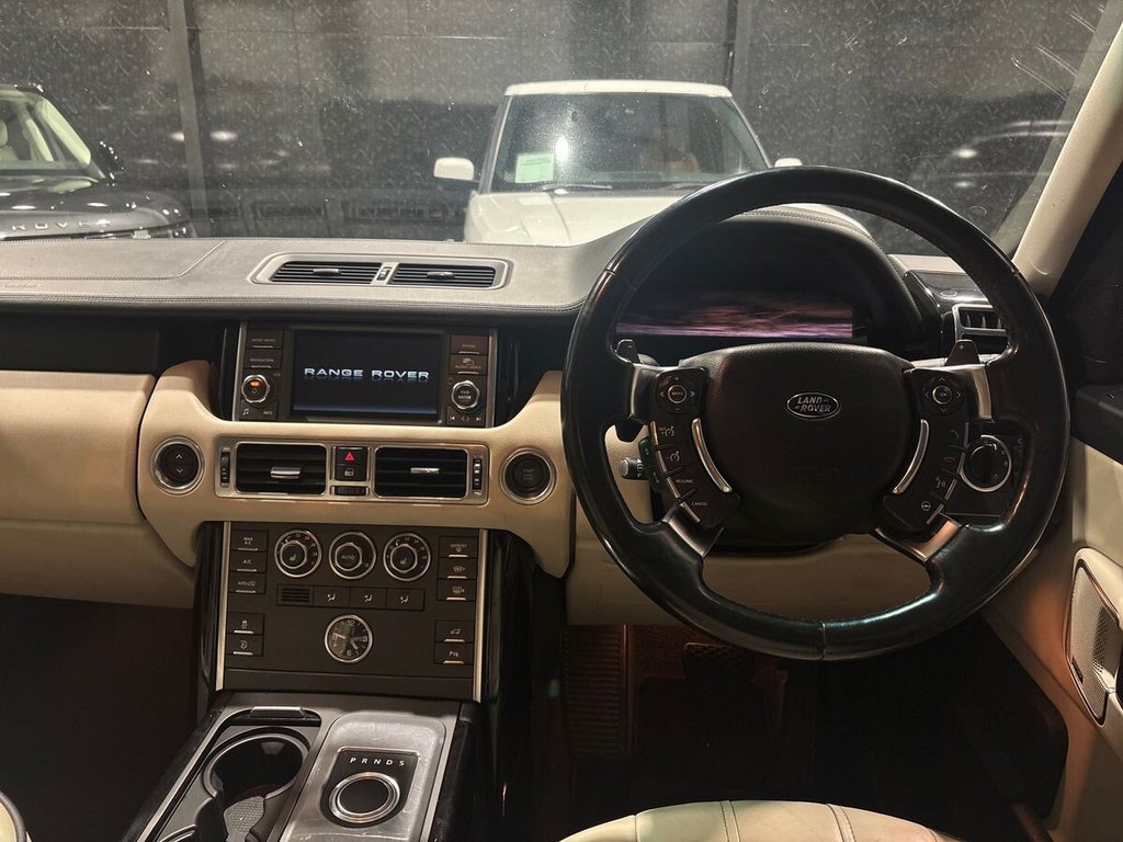 USED 2011 11 LAND ROVER RANGE ROVER 4.4 TD V8 Vogue SUV 5dr Diesel Auto 4WD Euro 5 (313 bhp) 2 OWNERS|LAST OWNER 7 YEARS