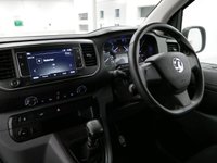 USED 2022 72 VAUXHALL VIVARO 2900 1.5 D 100 BHP L2 LONG SPORTIVE EDITION 6 DOOR 1 OWNER | CARPLAY MEDIA | AIR CON | 6 DOORS